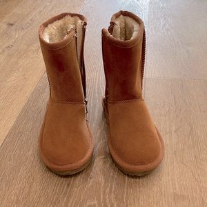 Harper canyon little girl winter boots. Never worn